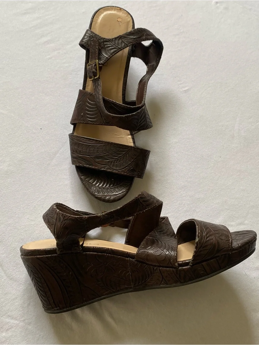 Bella Vita Women's Brown Wedge Sandals - Comfortable Strappy Design